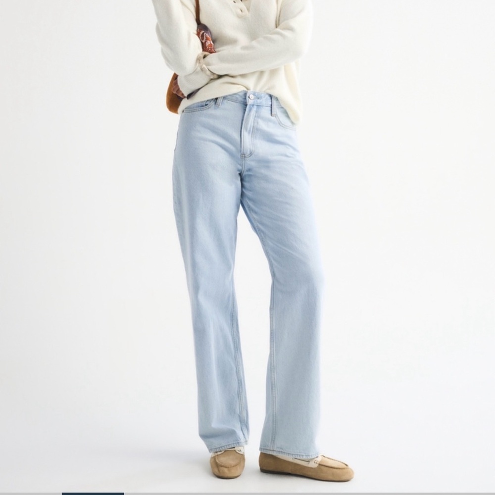 Abercrombie & Fitch Curve Love Loose Jeans